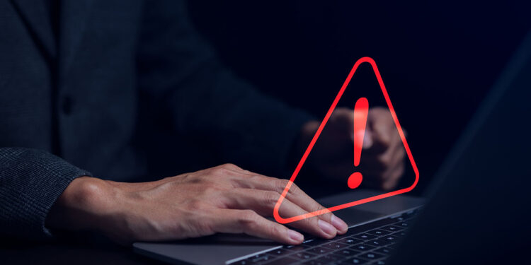 Recomiendan cómo no caer en sitios web fraudulentos