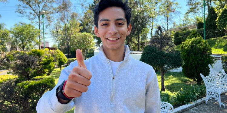 Donovan Carrillo alista la última fase de su temporada, tras plata en Alemania