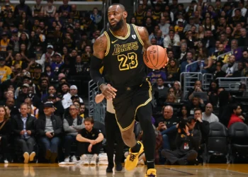 LeBron James llega a los 40 años sin fecha de retiro próxima