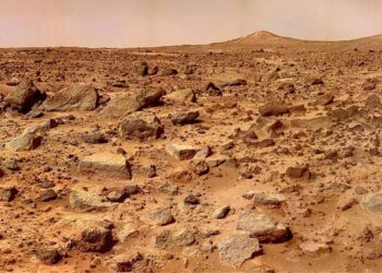 Corteza gruesa de Marte generó acuíferos: Científicos