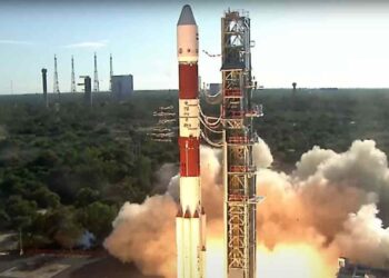 Agencia Espacial Europea lanza misión para estudiar la corona del Sol