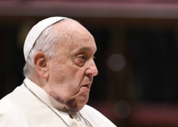 Papa Francisco insta a la reconciliación en su mensaje navideño