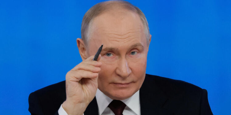 Azerbaiyán exige a Rusia indemnización por accidente de avión comercial