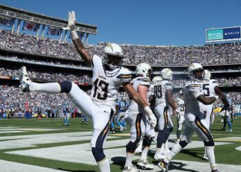 Cargadores de San Diego califican a los playoffs de la NFL