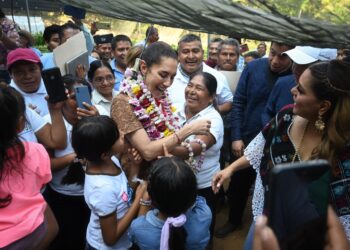 México no es colonia de nadie; siempre vamos a defender a los mexicanos en Estados Unidos: presidenta Claudia Sheinbaum