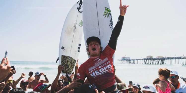 Alan Cleland logra histórica clasificación al Tour Mundial de Surf 2025