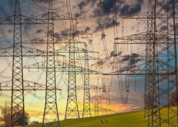 Pasos a seguir para establecer una compañía de verificación de instalaciones eléctricas