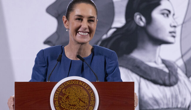 Sheinbaum anuncia remodelación del Aeropuerto Internacional de la Ciudad de México