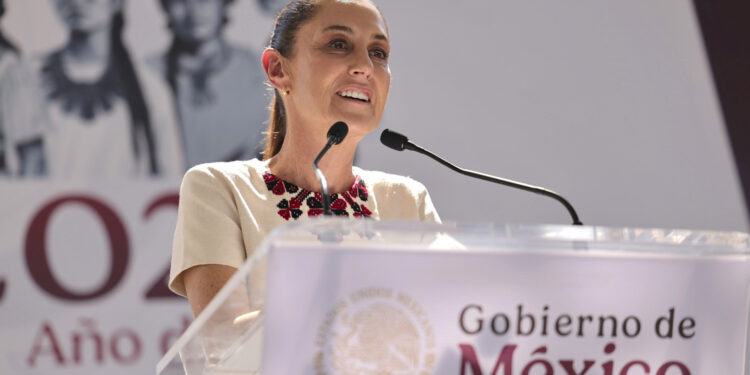 En Hidalgo, Presidenta Claudia Sheinbaum anuncia inversión de 10 mil mdp para renivelar salarios de trabajadores del ISSSTE