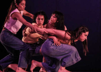 Purple Dancing Club ofrece procesos creativos de la escena con reflexión