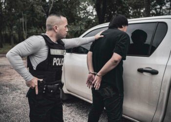 Envía EEUU criminales peligrosos a El Salvador