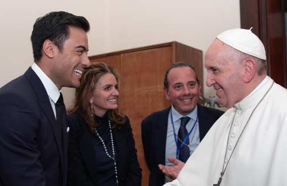 El Papa Francisco abrió las puertas del Vaticano al mundo del espectáculo