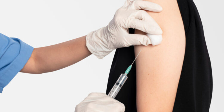 México rebasa objetivo de vacunación al aplicar más de 2.6 millones de dosis