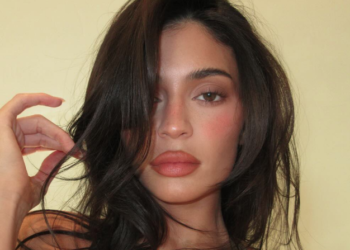 Kylie Jenner y Timothée Chalamet hacen su debut oficial como pareja en alfombra roja