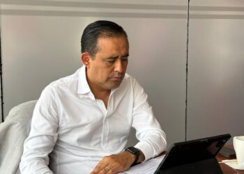 A favor de fortalecer programas de salud digna para mujeres, se pronuncia Eduardo Castillo en reunión con Essity y UNICEF