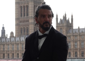 Ricardo Arjona anuncia su regreso a los escenarios tras cirugías en la columna