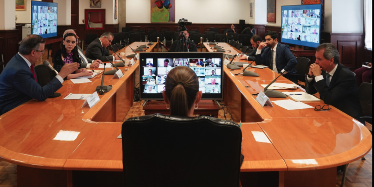 México busca acuerdo con EU ante aumento de aranceles al acero y aluminio