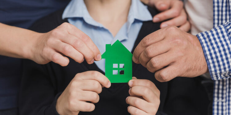 Ahorro pensionario se invierte en viviendas de lujo inaccesibles para la mayoría de los trabajadores