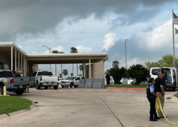 Tiroteo en instalaciones de la Patrulla Fronteriza en McAllen deja un muerto y un agente herido