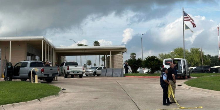 Tiroteo en instalaciones de la Patrulla Fronteriza en McAllen deja un muerto y un agente herido