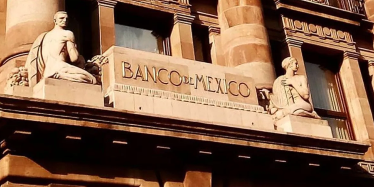 Sí habrá crecimiento económico este año: Banxico