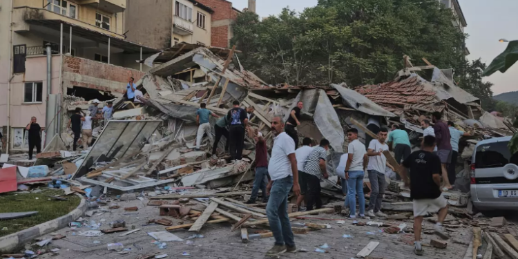 Siguen los temblores; ahora en Turquía de 6.1 grados