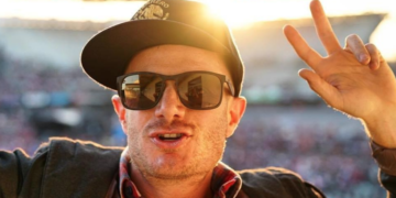 Facundo provoca caída de Aldo De Nigris en “La Casa de los Famosos” y genera polémica en redes