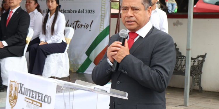 Xiutetelco da inicio al Mes Patrio con la Lectura y Develación del Bando Solemne 2025