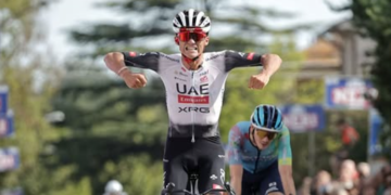 Isaac del Toro gana el Giro Della Toscana