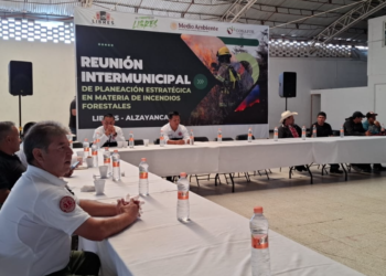 Xiutetelco fortalece su capacidad de respuesta contra incendios forestales con participación en taller intermunicipal