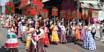 Xiutetelco se viste de orgullo: Desfile Cívico conmemora 215 años de Independencia