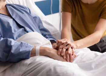 Joven impulsa iniciativa para legalizar la eutanasia aquí